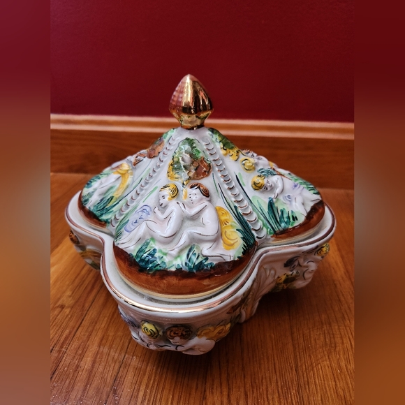 Antique Pereiras Valado of Portugal Covered Dish - Picture 3 of 7